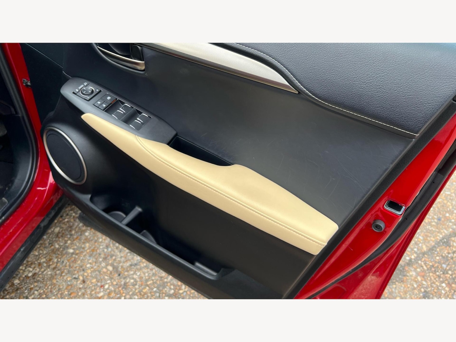 Used Lexus NX 2018 for sale - 76201335: Photo 32