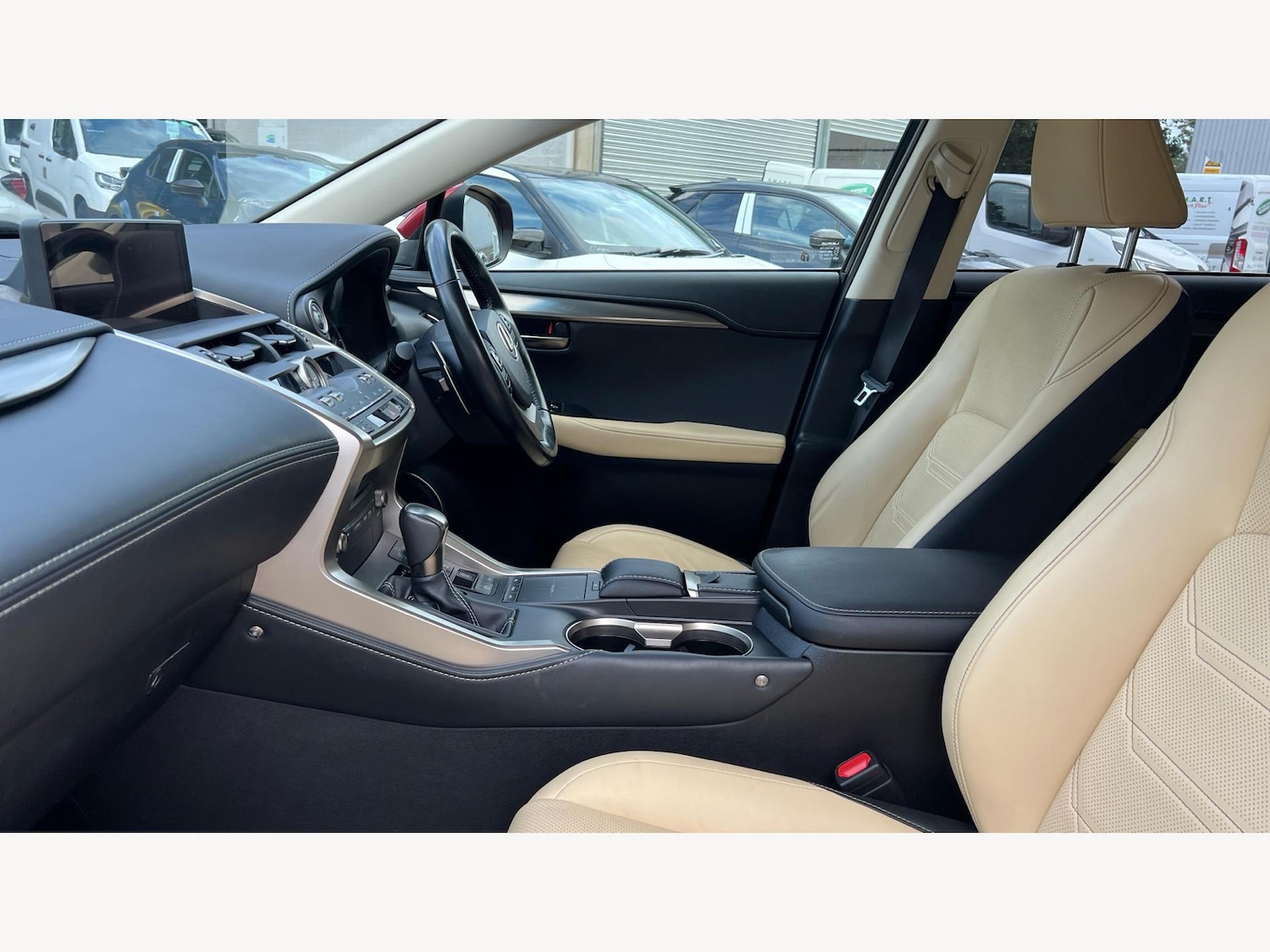Used Lexus NX 2018 for sale - 76201335: Photo 8