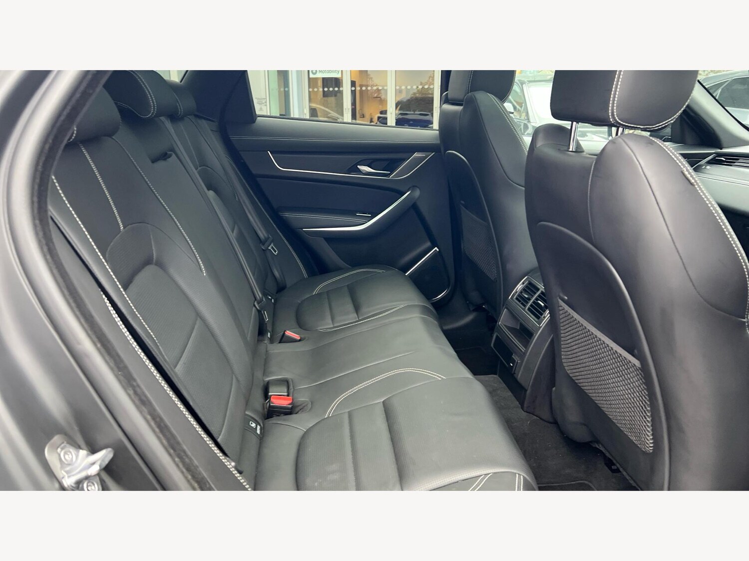 Used Jaguar F-Pace 2022 for sale - 76993216: Photo 11