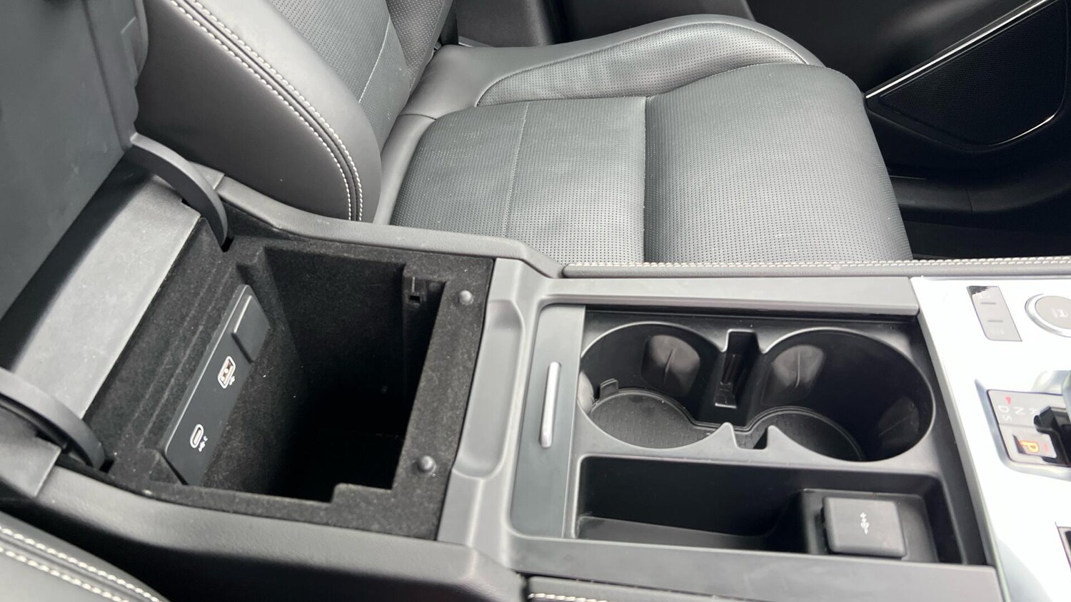 Used Jaguar F-Pace 2022 for sale - 76993216: Photo 46