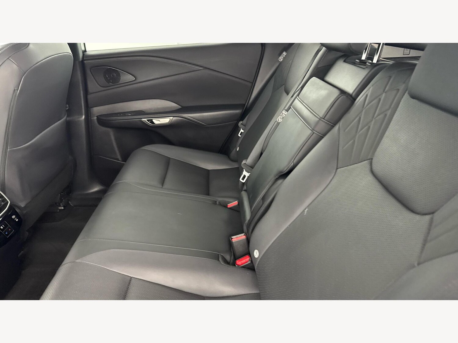 Used Lexus RX 2024 for sale - 77254668: Photo 16