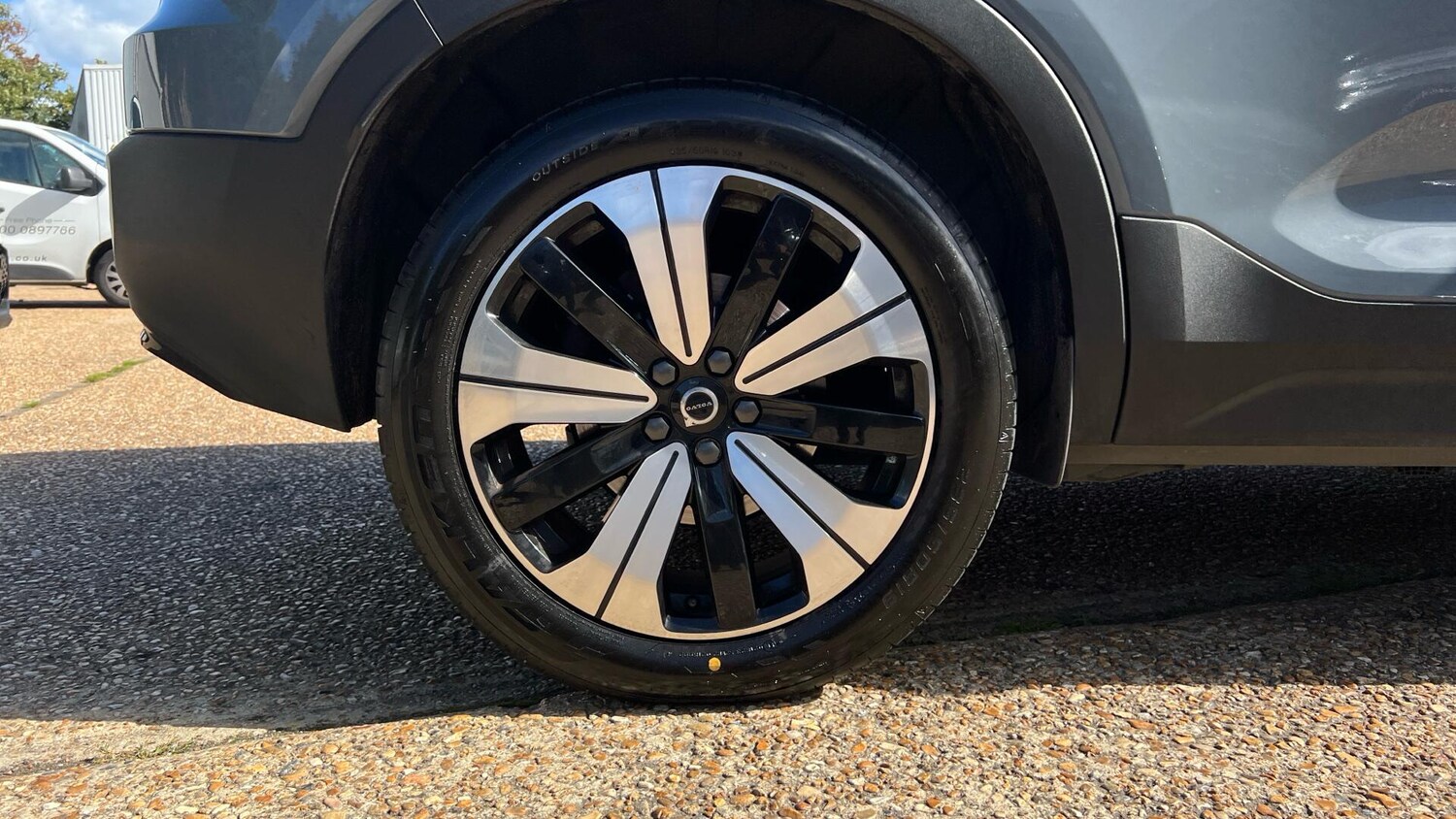 Used Volvo XC40 2023 for sale - 76042244: Photo 21