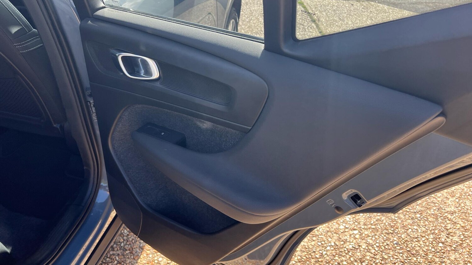 Used Volvo XC40 2023 for sale - 76042244: Photo 34