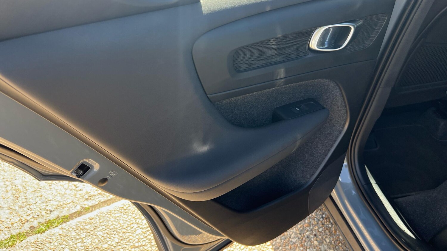 Used Volvo XC40 2023 for sale - 76042244: Photo 35