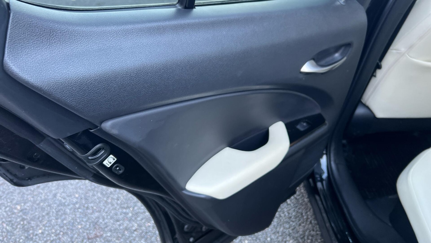 Used Lexus UX 2022 for sale - 77097556: Photo 33