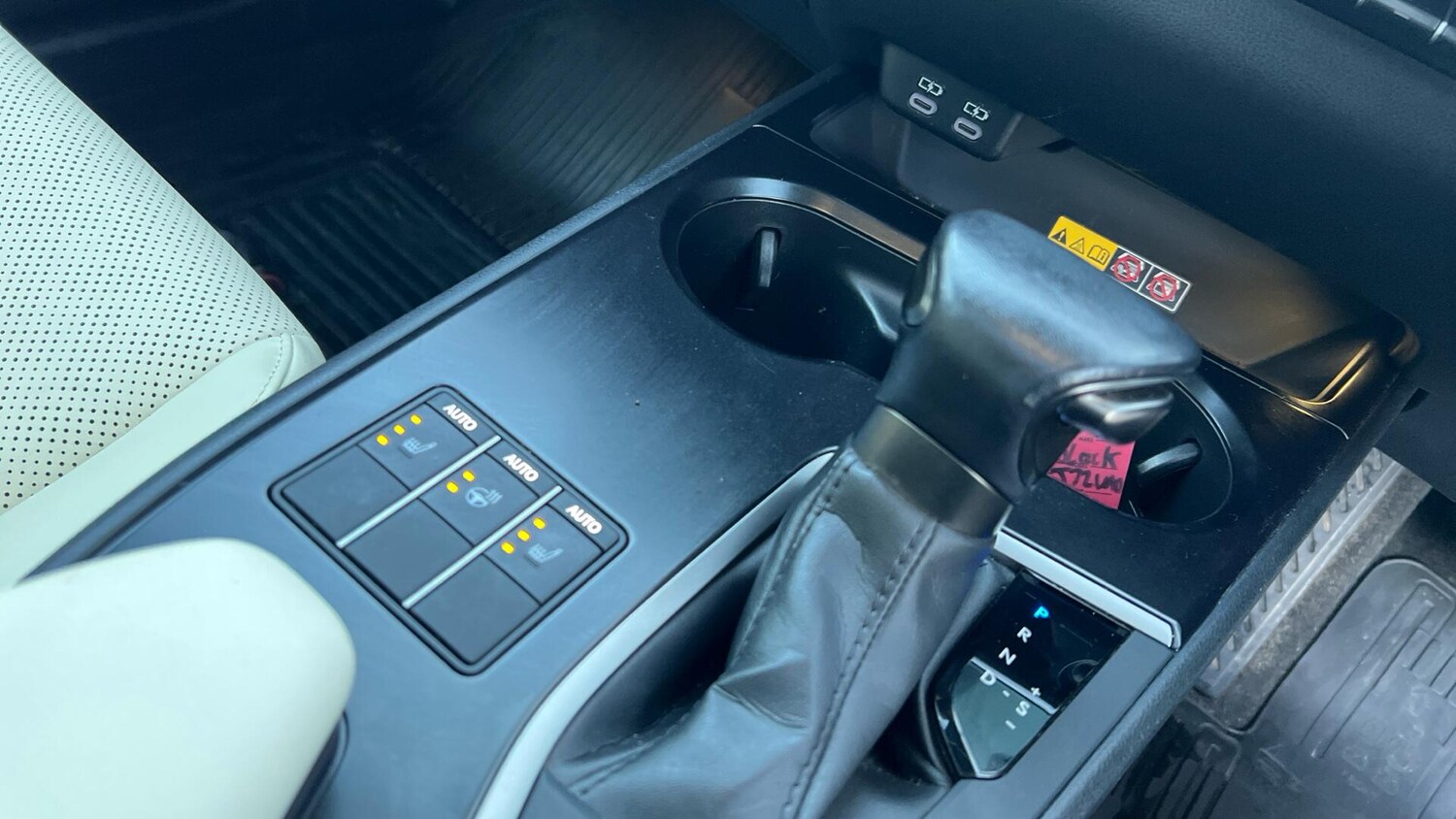 Used Lexus UX 2022 for sale - 77097556: Photo 38