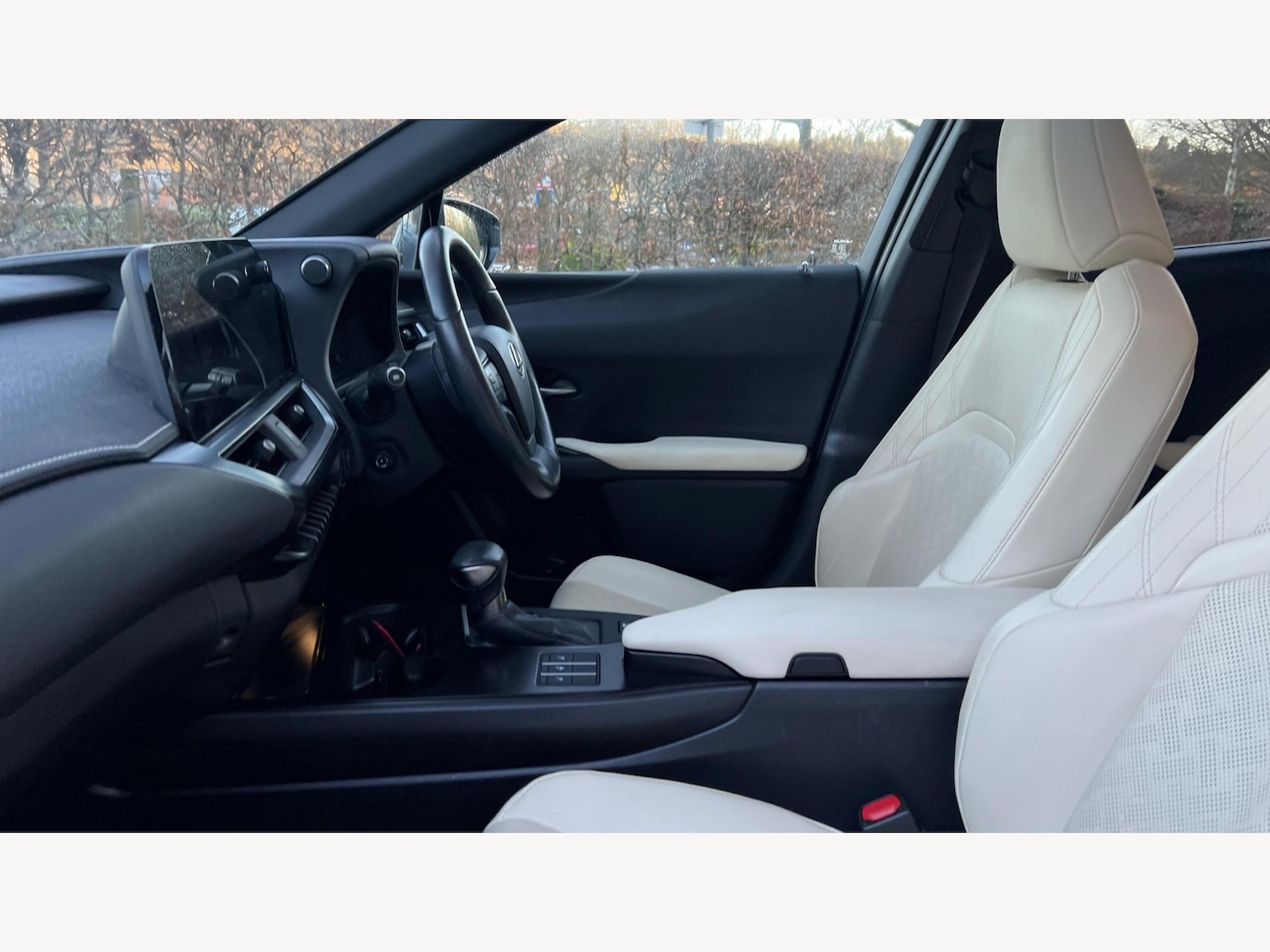Used Lexus UX 2022 for sale - 77097556: Photo 8