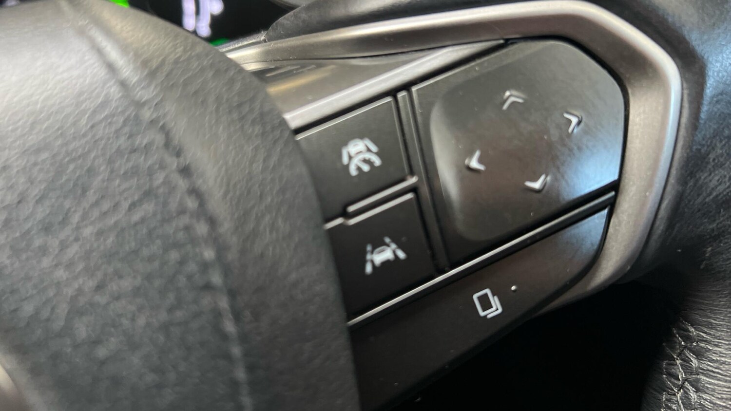 Used Lexus NX 2022 for sale - 76942336: Photo 40