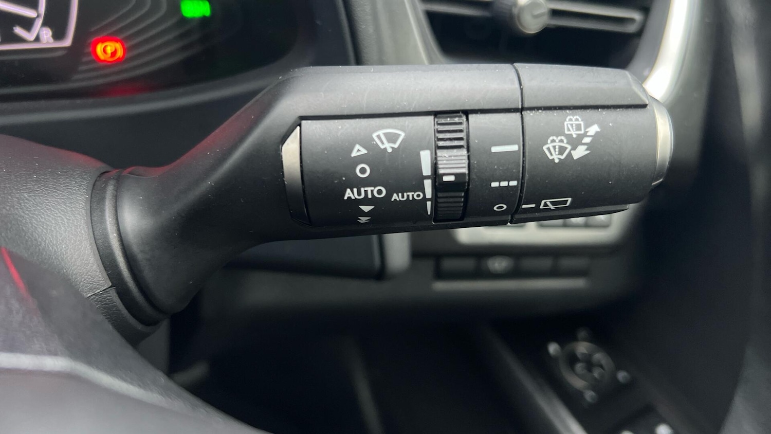 Used Lexus UX 2019 for sale - 77351900: Photo 44