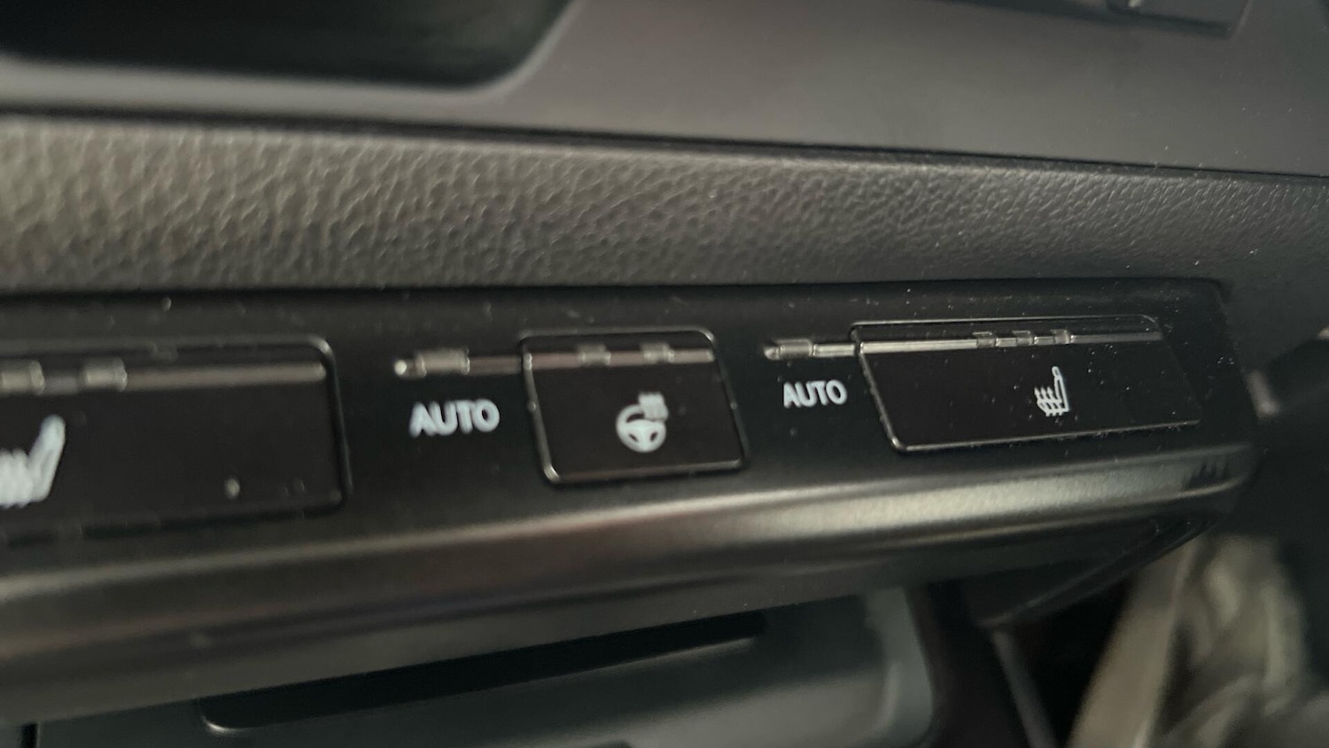 Used Lexus UX 2019 for sale - 77351900: Photo 49