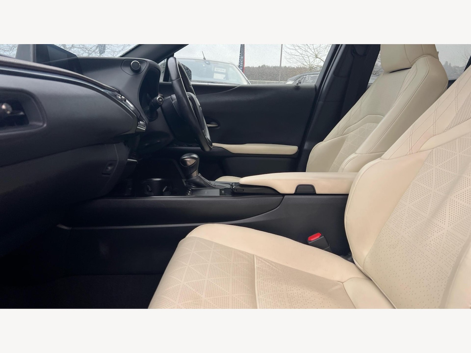 Used Lexus UX 2019 for sale - 77351900: Photo 8