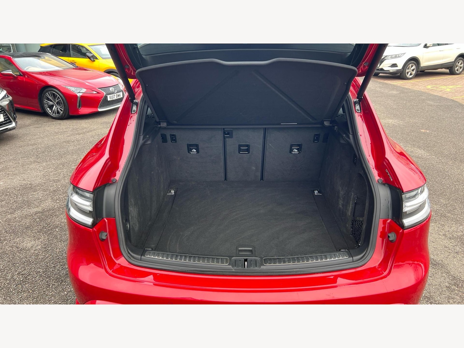 Used Porsche Macan 2022 for sale - 77351661: Photo 17