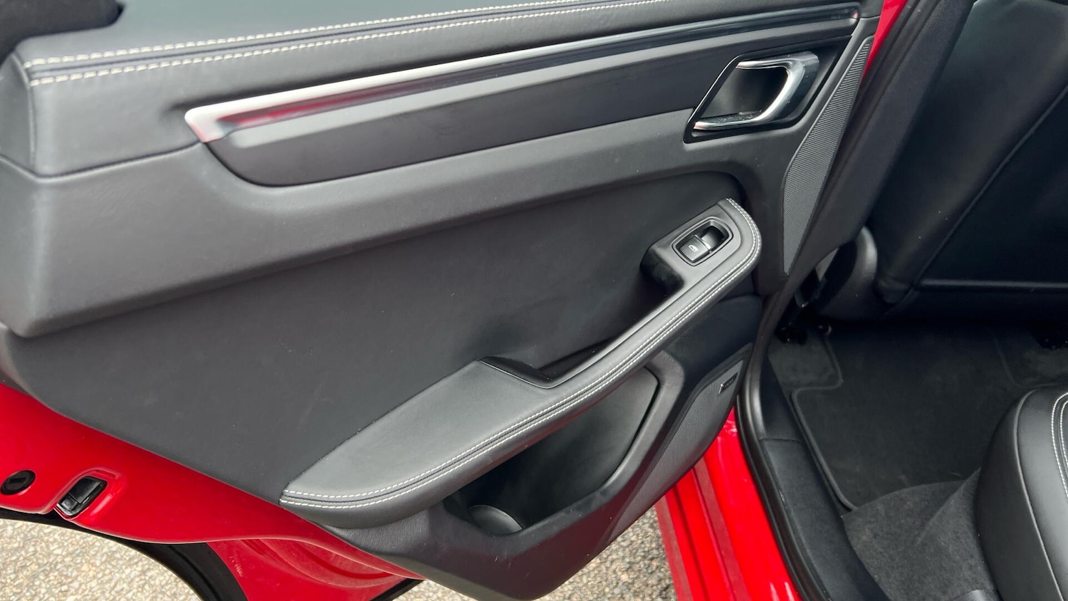 Used Porsche Macan 2022 for sale - 77351661: Photo 36