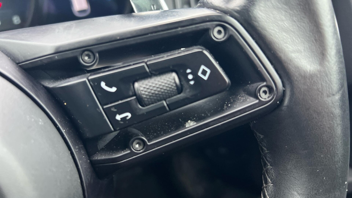 Used Porsche Macan 2022 for sale - 77351661: Photo 44