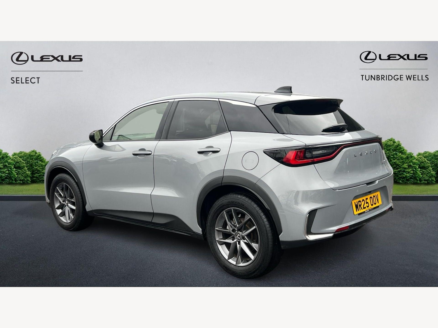 Used Lexus LBX 2025 for sale - 77633967: Photo 2