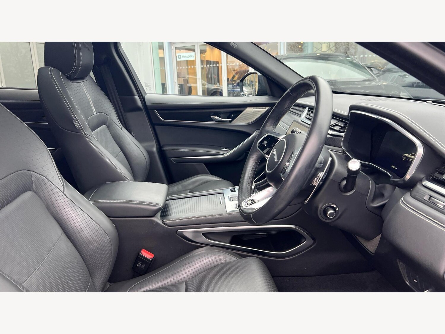 Used Jaguar F-Pace 2022 for sale - 76527898: Photo 15