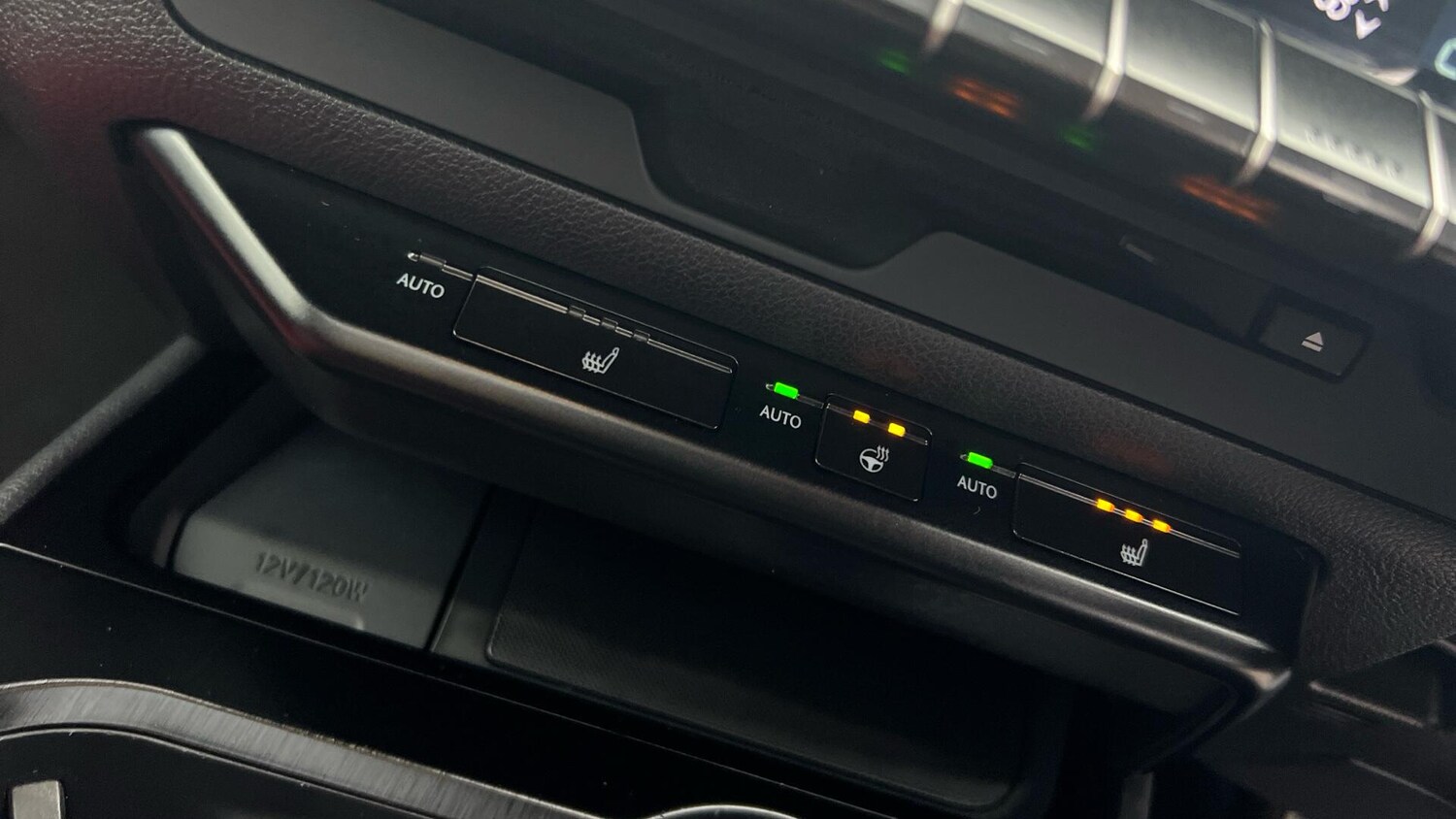 Used Lexus UX 2019 for sale - 77351506: Photo 38