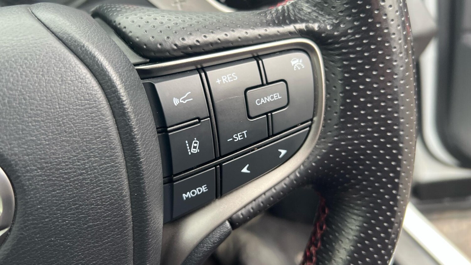 Used Lexus UX 2019 for sale - 77351506: Photo 41