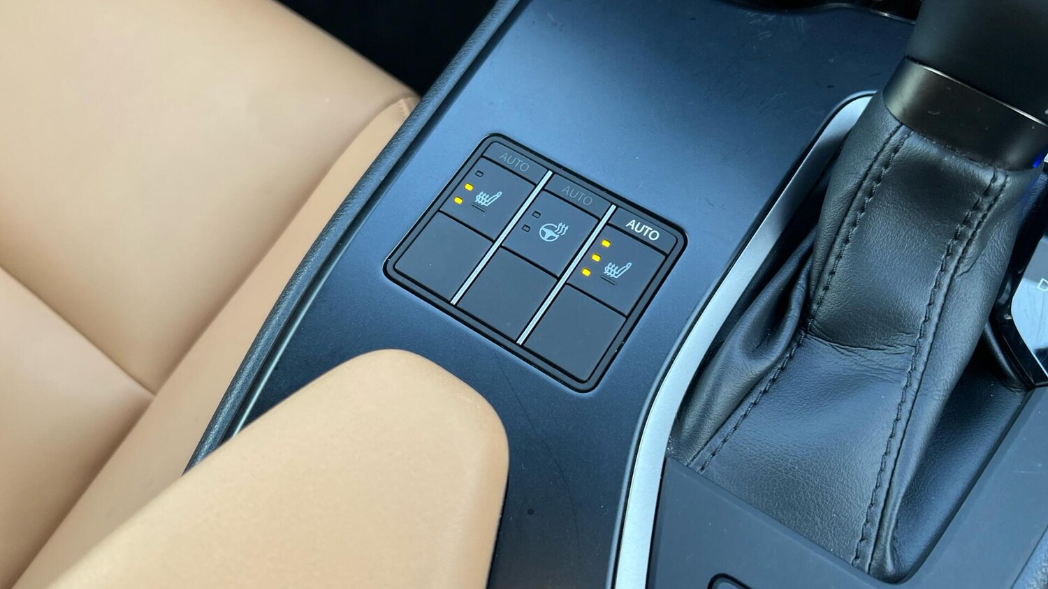 Used Lexus UX for sale - 77484232: Photo 39