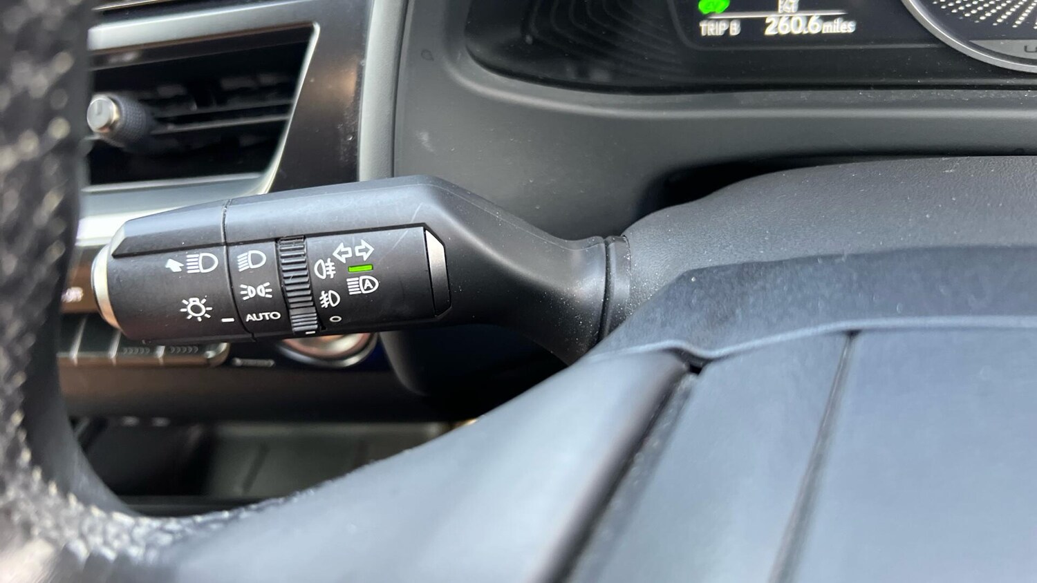 Used Lexus UX for sale - 77484232: Photo 42