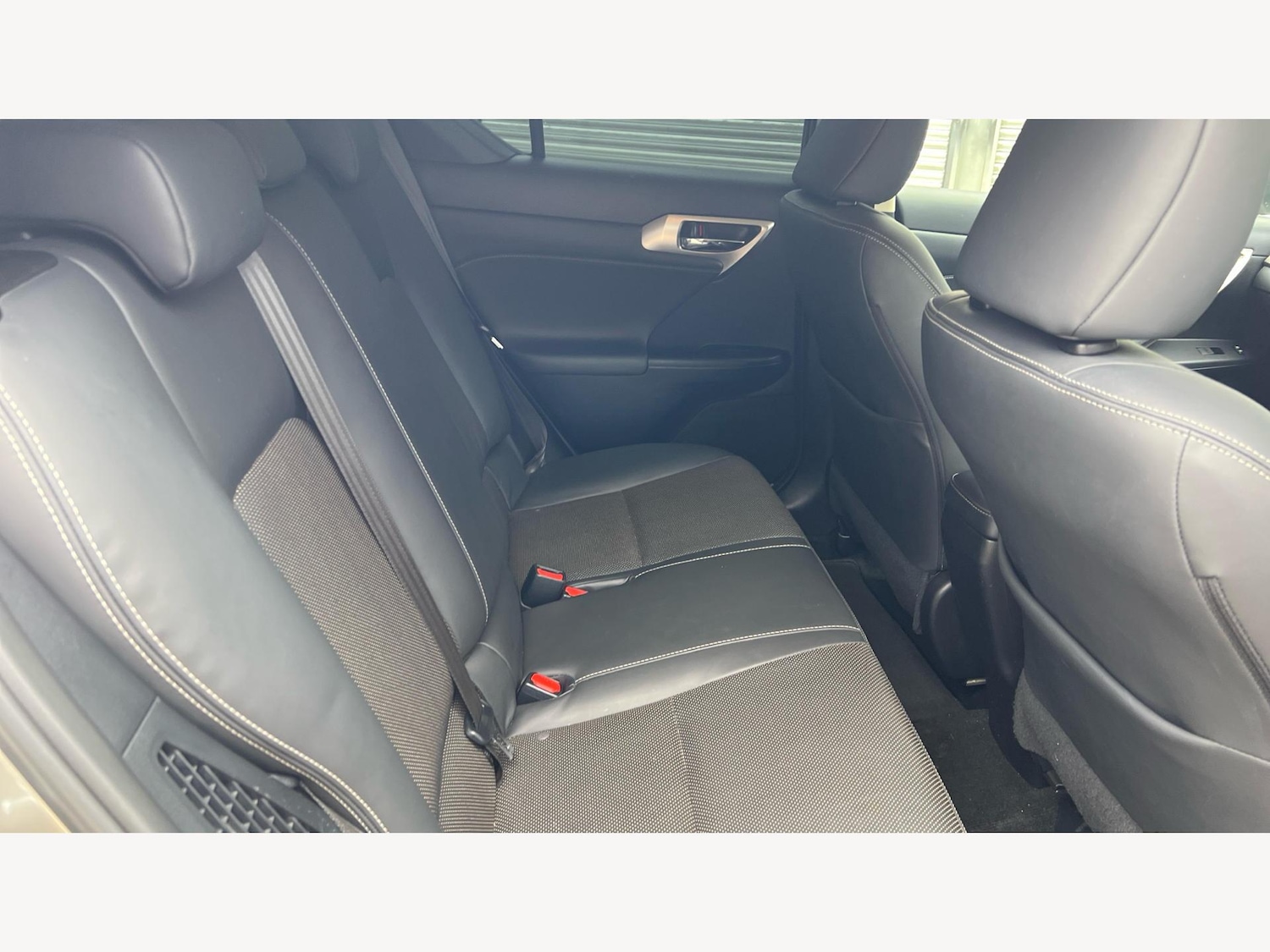 Used Lexus CT 2018 for sale - 76315237: Photo 11