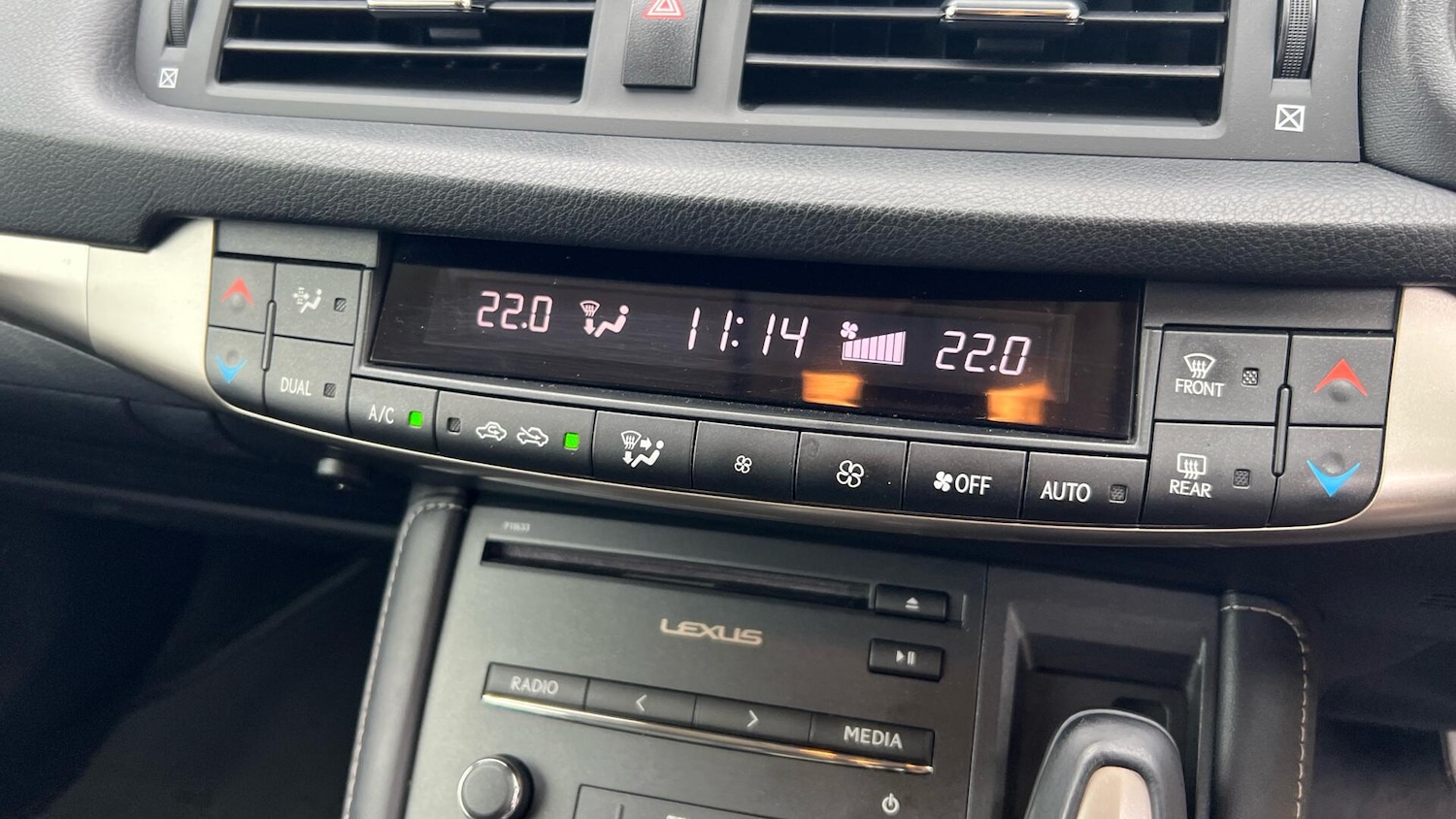 Used Lexus CT 2018 for sale - 76315237: Photo 40