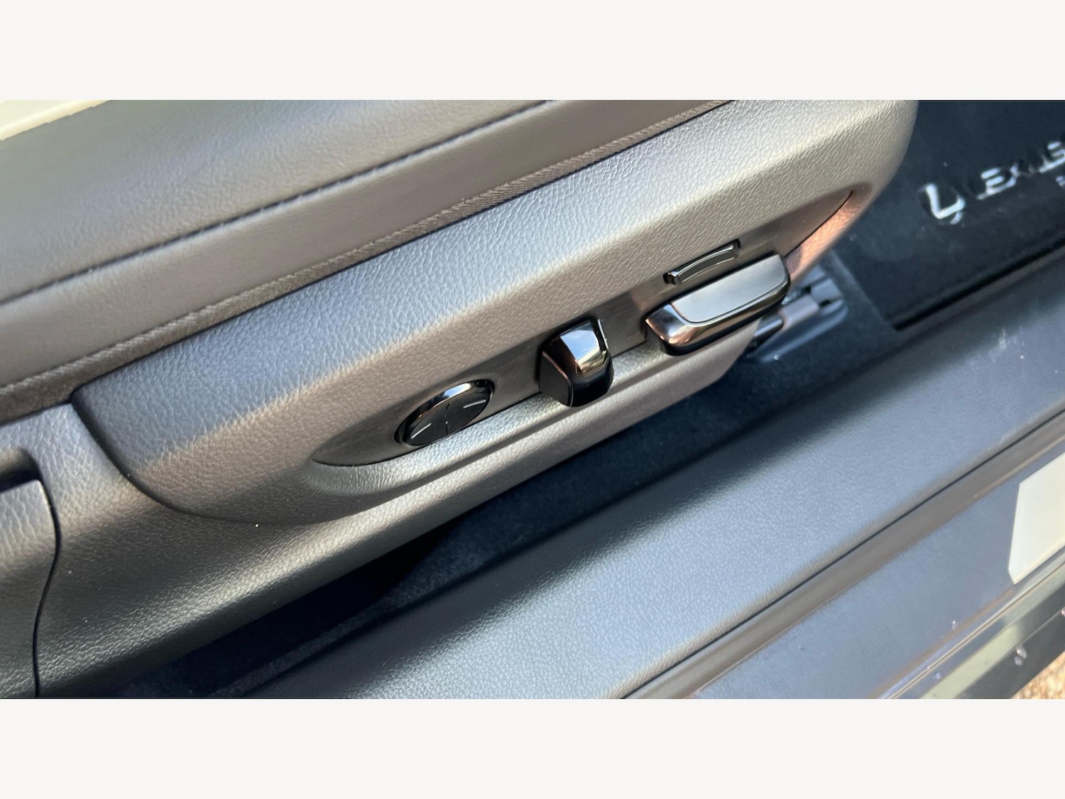 Used Lexus ES 2025 for sale - 77091278: Photo 31