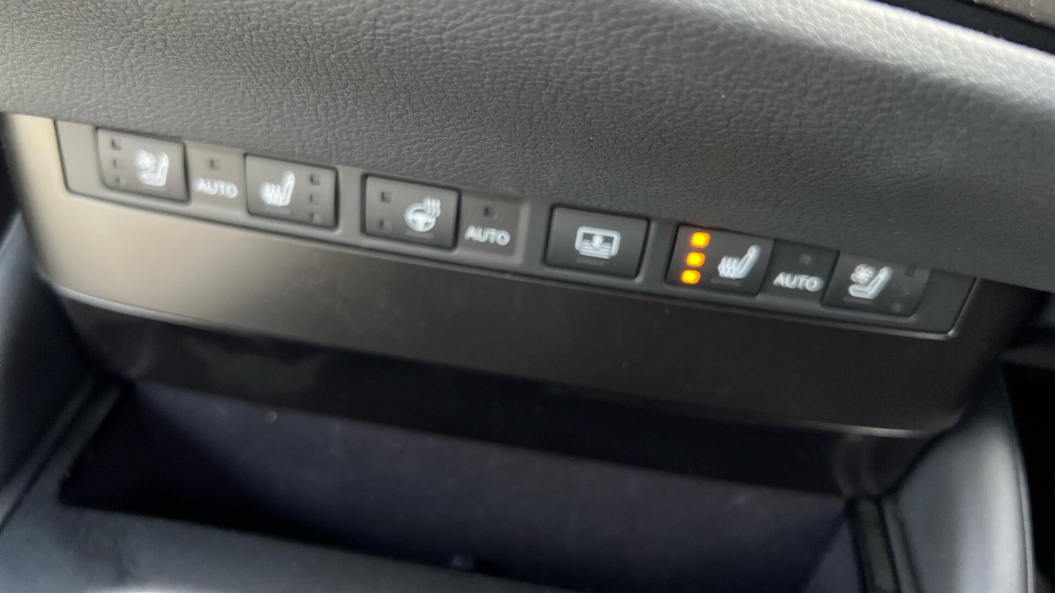 Used Lexus ES 2025 for sale - 77091278: Photo 43