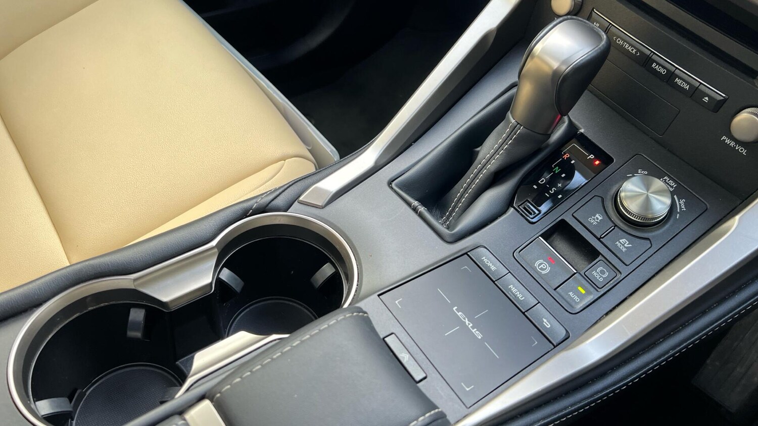 Used Lexus NX 2020 for sale - 76645412: Photo 42