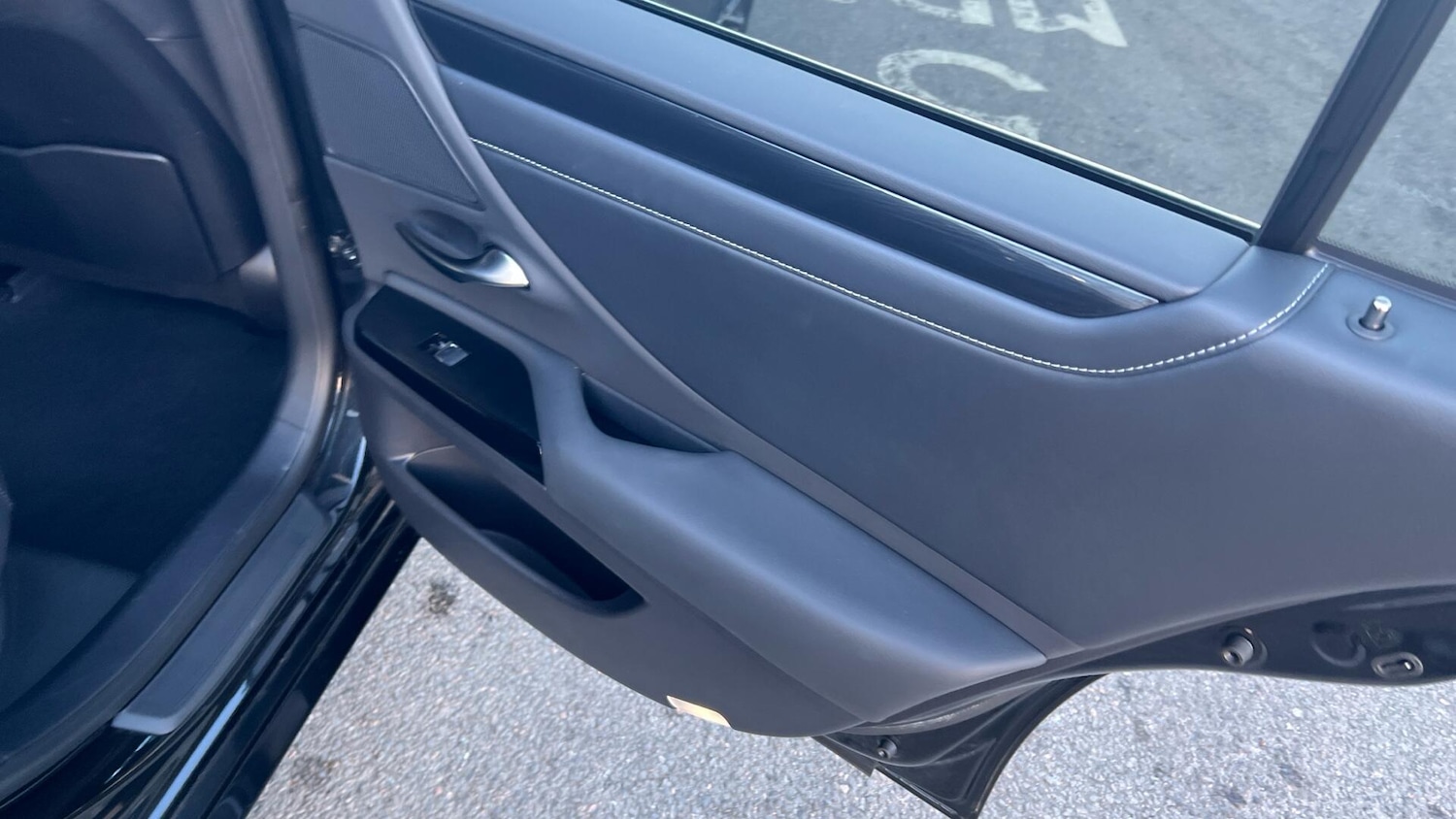 Used Lexus ES 2024 for sale - 77097399: Photo 33