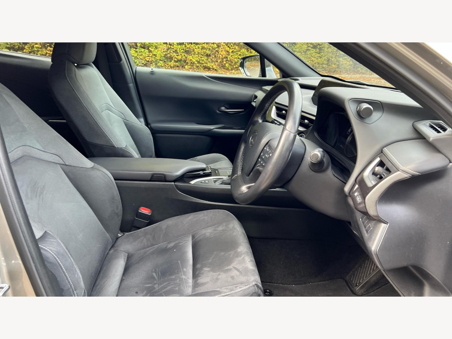 Used Lexus UX 2021 for sale - 76499180: Photo 15