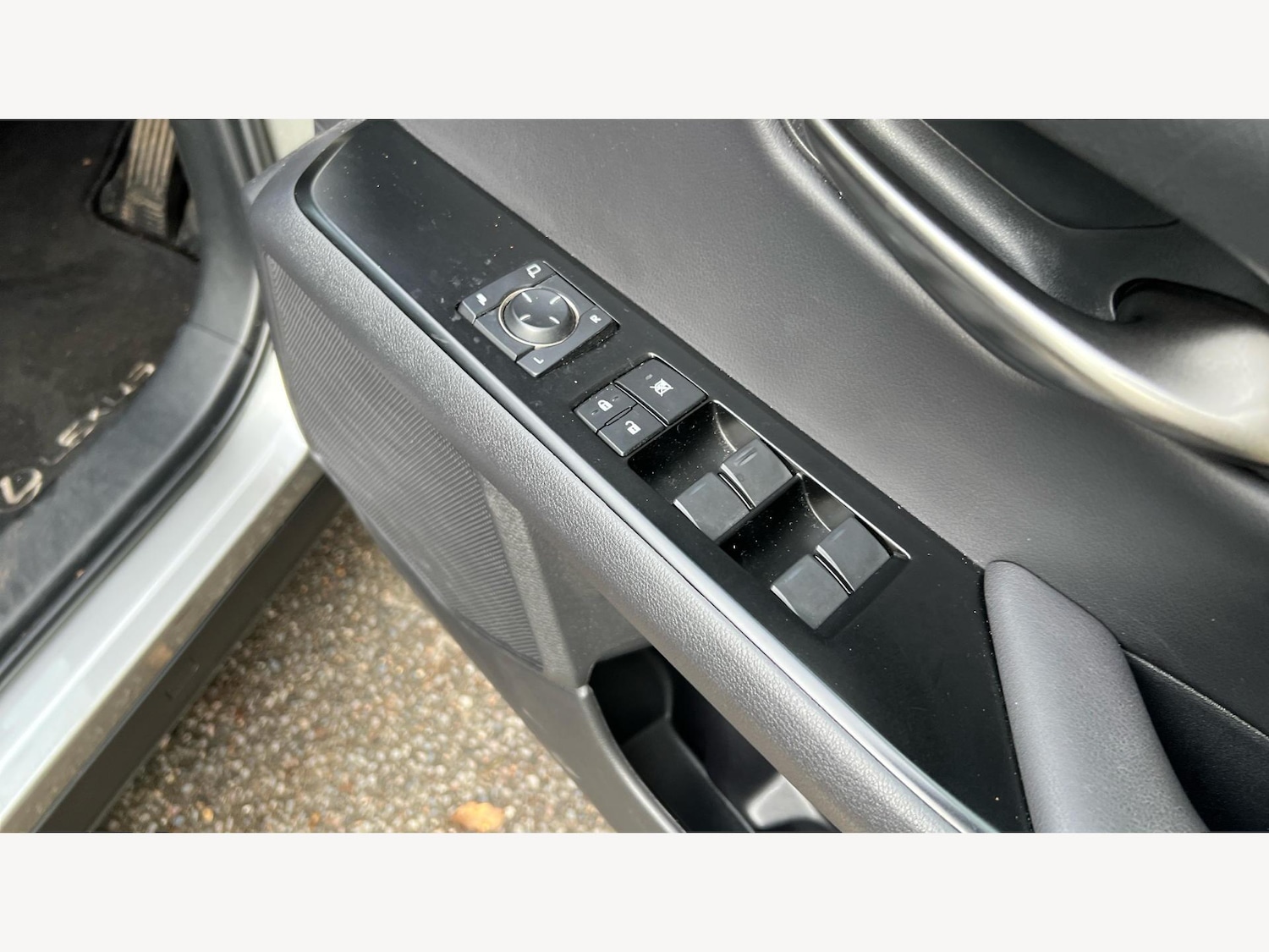 Used Lexus UX 2021 for sale - 76499180: Photo 30