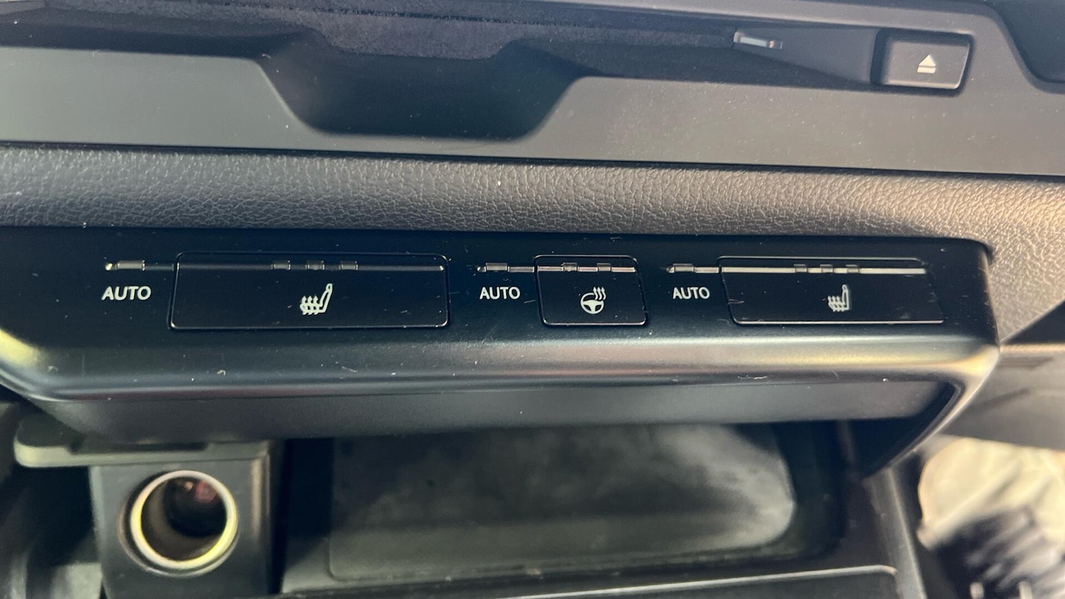 Used Lexus UX 2021 for sale - 76499180: Photo 44