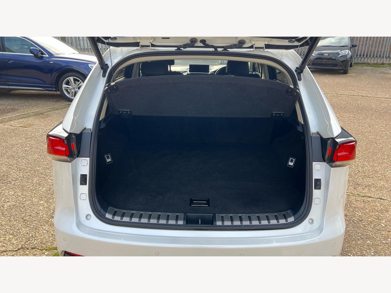 Used Lexus NX 2020 for sale - 76942485: Photo 17