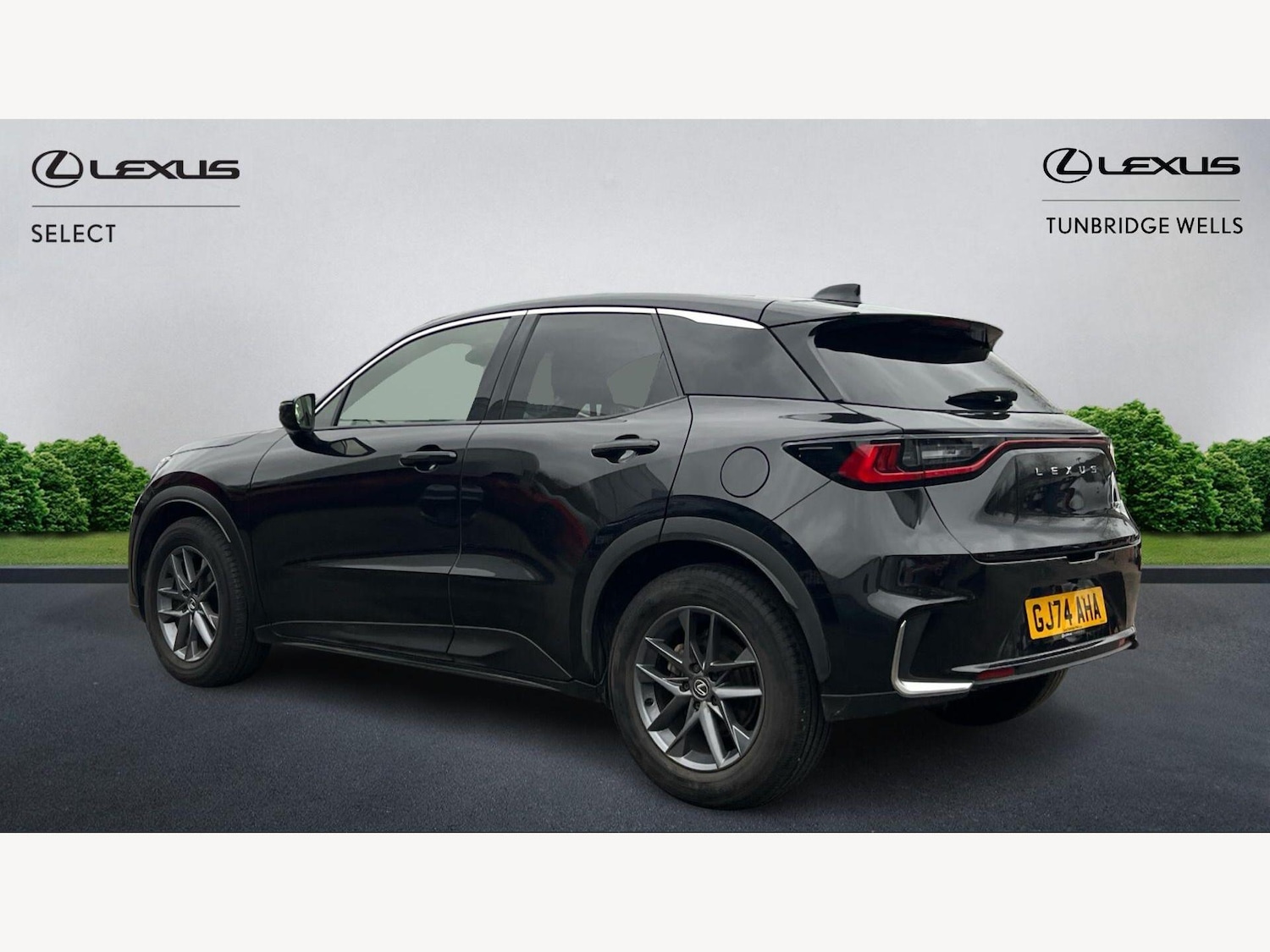 Used Lexus LBX 2024 for sale - 77925085: Photo 2