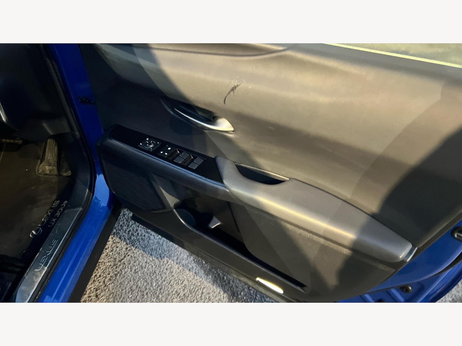 Used Lexus UX 2022 for sale - 76953566: Photo 31