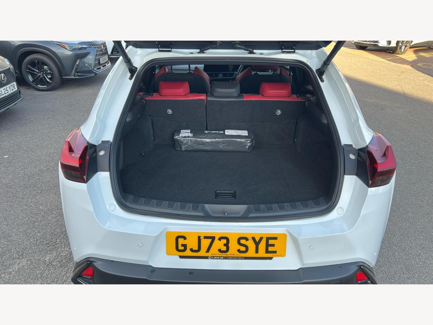 Used Lexus UX 2023 for sale - 76646221: Photo 17