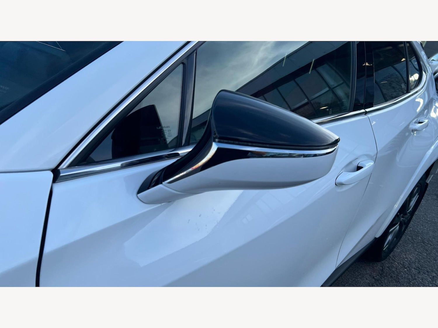 Used Lexus UX 2023 for sale - 76646221: Photo 23