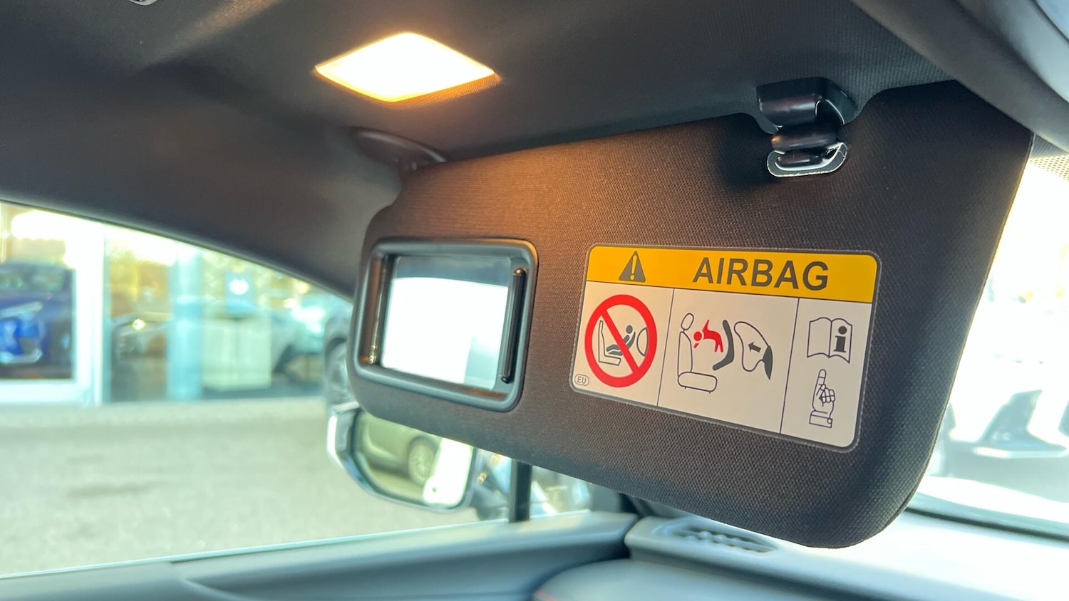 Used Lexus UX 2023 for sale - 76646221: Photo 37