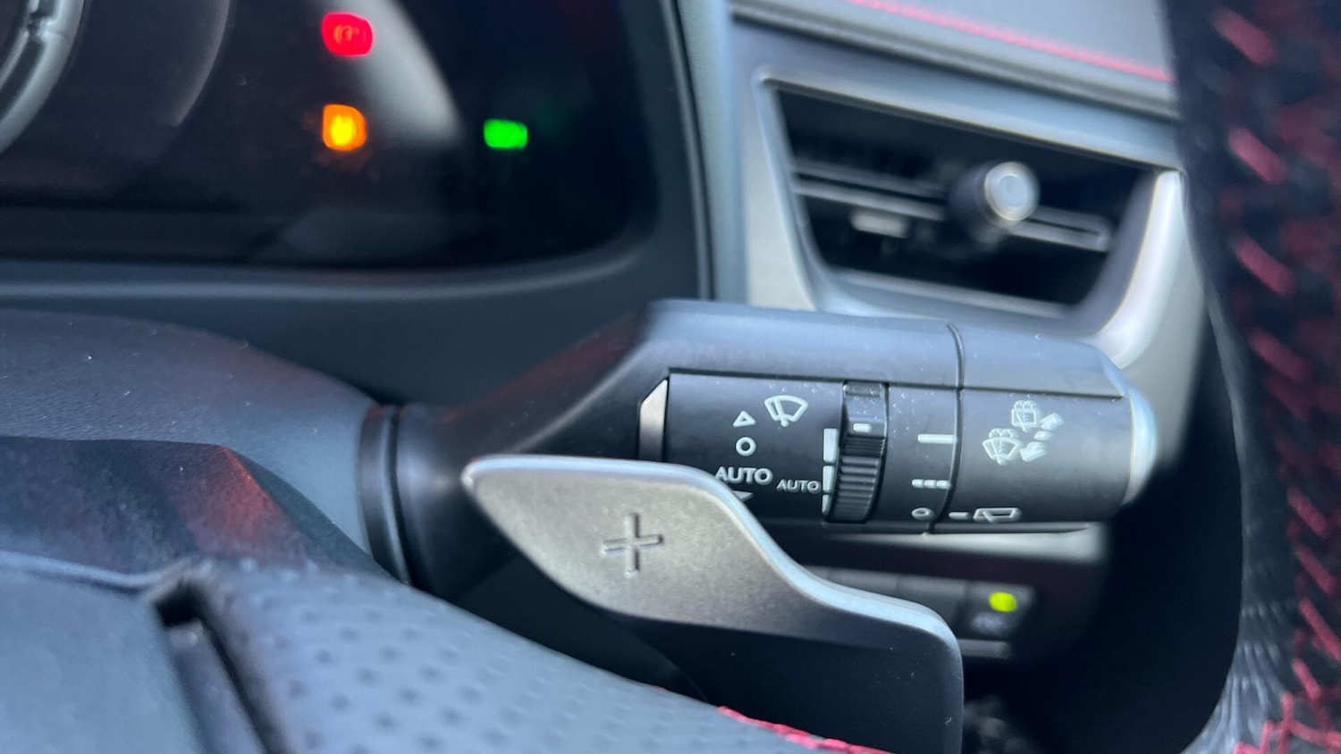 Used Lexus UX 2023 for sale - 76646221: Photo 42