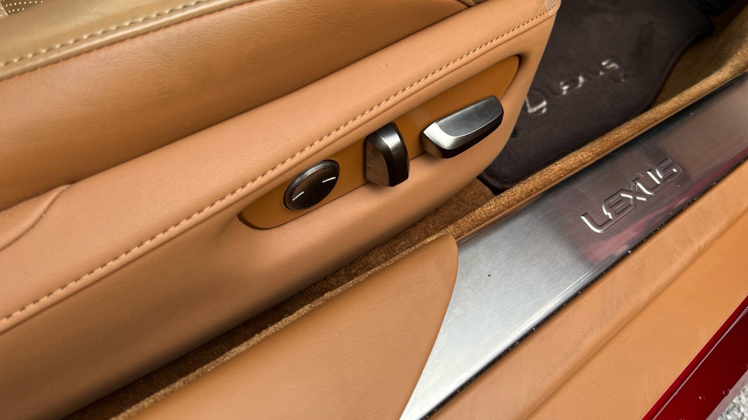 Used Lexus LC 2017 for sale - 77320571: Photo 38