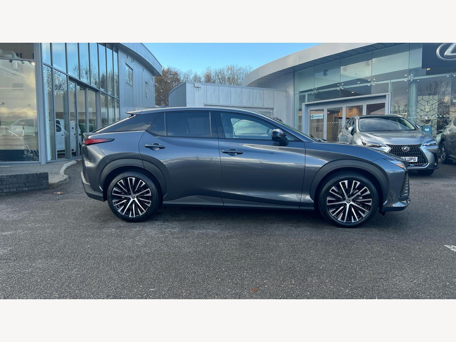 Used Lexus RZ 2024 for sale - 77646555: Photo 18