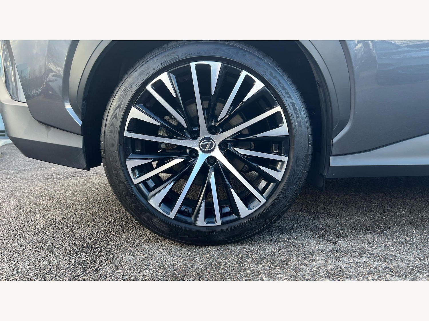 Used Lexus RZ 2024 for sale - 77646555: Photo 21