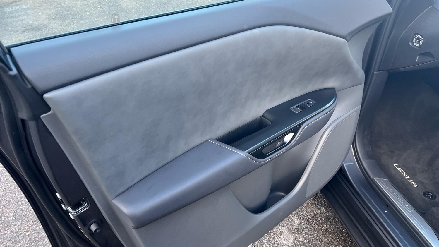 Used Lexus RZ 2024 for sale - 77646555: Photo 36