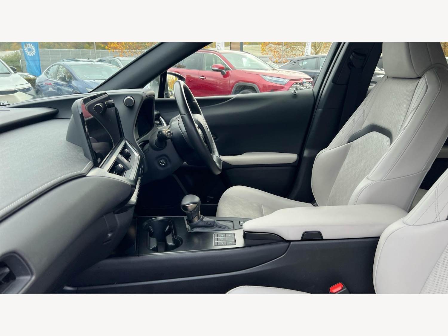 Used Lexus UX 2023 for sale - 76498903: Photo 8