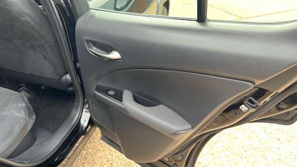 Used Lexus UX 2020 for sale - 76175037: Photo 32