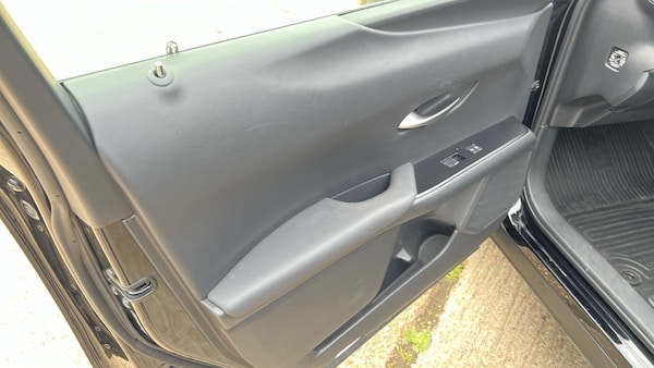 Used Lexus UX 2020 for sale - 76175037: Photo 34