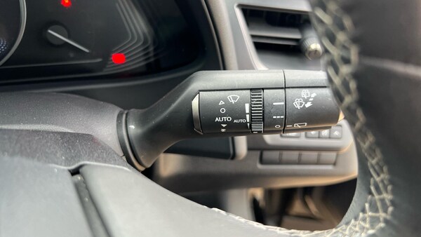 Used Lexus UX 2020 for sale - 76175037: Photo 41