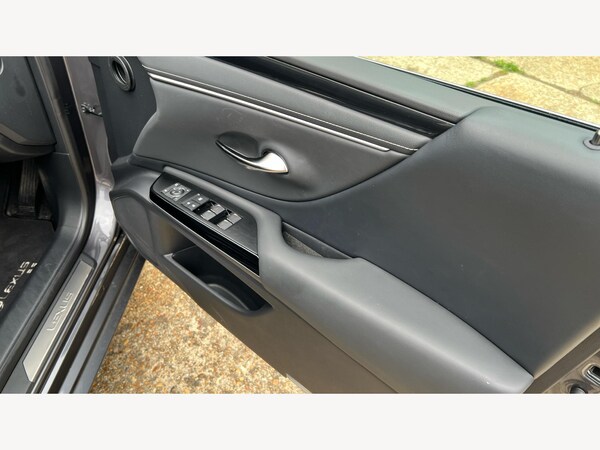Used Lexus ES 2024 for sale - 75600796: Photo 23