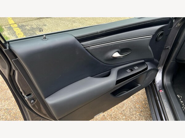 Used Lexus ES 2024 for sale - 75600796: Photo 28